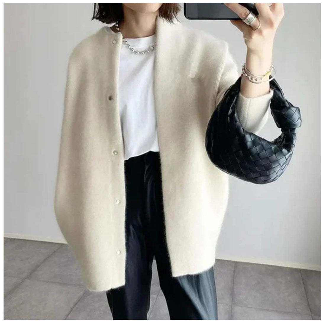 Lorna | Gilet Boutonné de Luxe